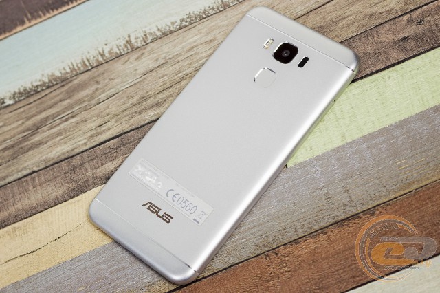 ASUS ZenFone 3 Max (ZC553KL)