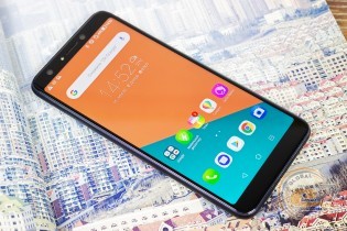 ASUS ZenFone 5 Lite