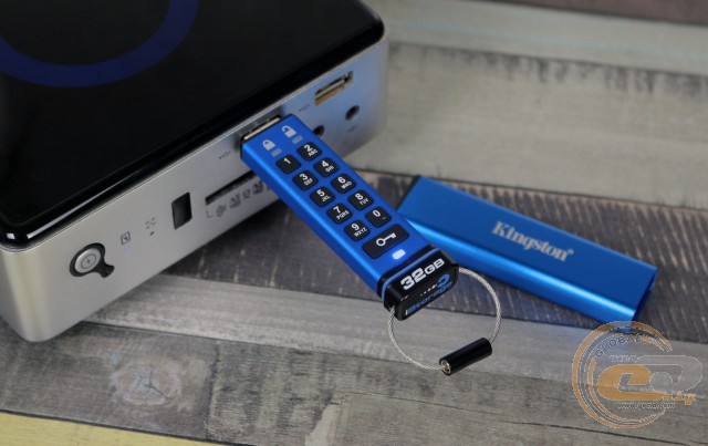Kingston DataTraveler 2000 (DT2000/32GB)