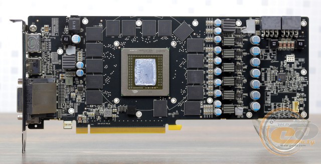 SAPPHIRE NITRO R9 390 8G D5