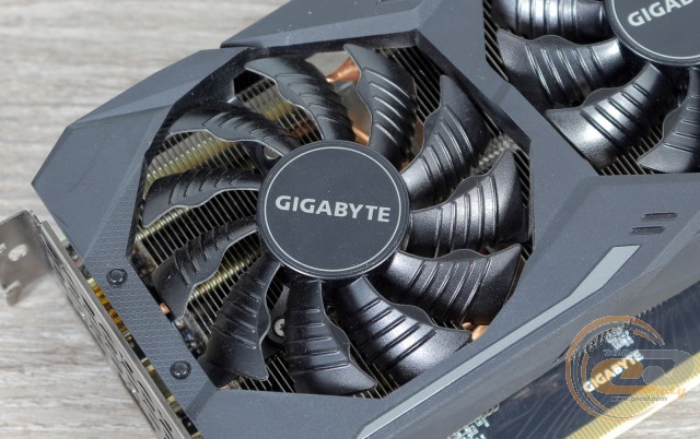 GIGABYTE GeForce RTX 2080 SUPER GAMING OC 8G